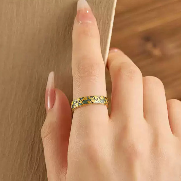 Garden of Empresses® 999 Silver Ring with Cloud Pattern