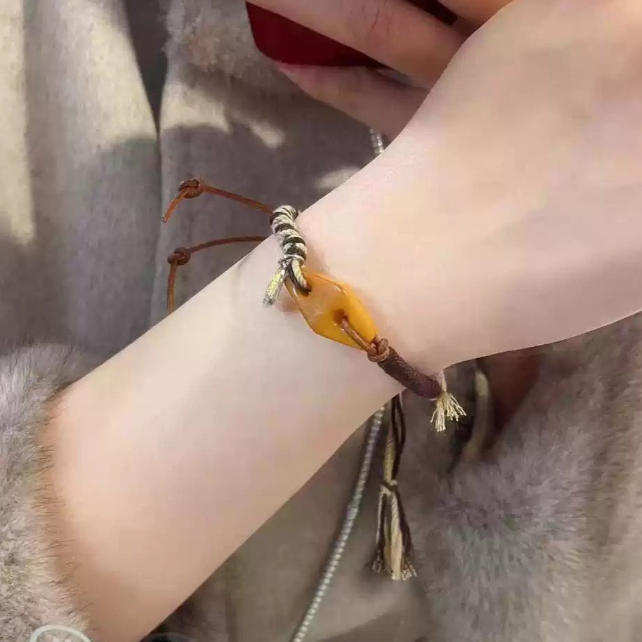 Tibetan Hand-Knotted Bracelet with Aged Bone Beads & Zakiram Charm