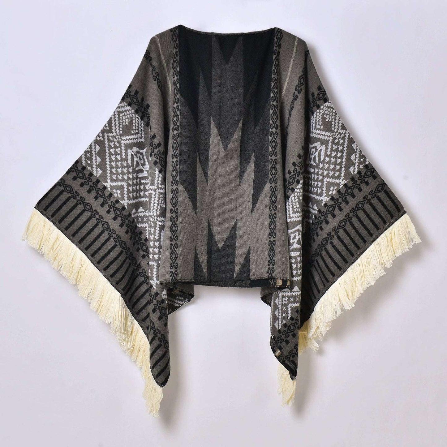 Tibetan Ethnic Fringed Shawl Cape – A Blend of Tradition and Spiritual Elegance