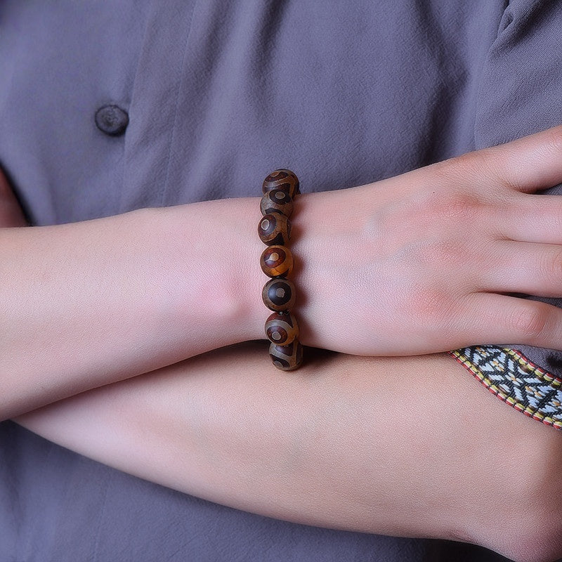 Tibetan Dzi Agate Bracelet with 3-Eye and 9-Eye Beads