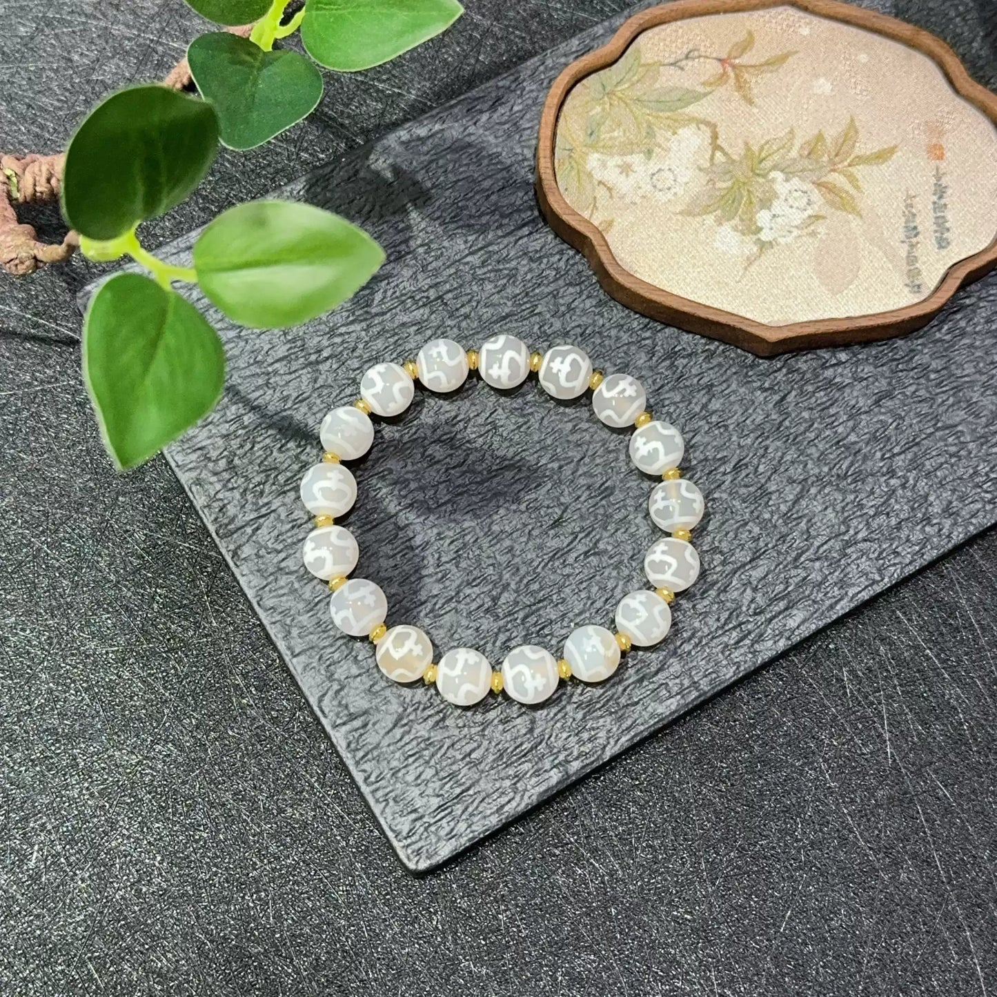 White Omen® Tibetan Treasure Vase Dzi Bracelet with White Agate