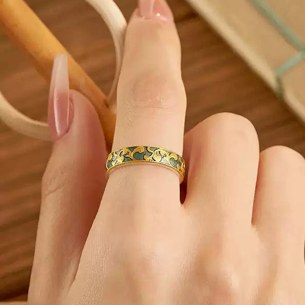 Garden of Empresses® 999 Silver Ring with Cloud Pattern
