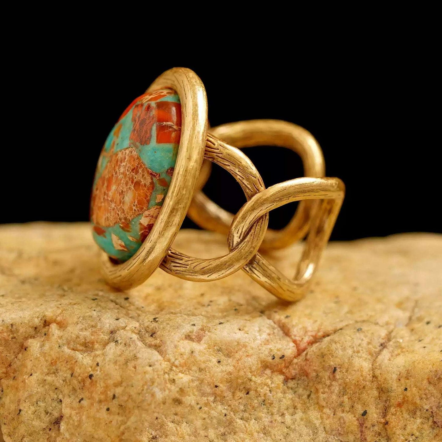 Tibetan Handcrafted Agate and Enamel Ring – Intricate Natural Stone and Traditional Enamel Work