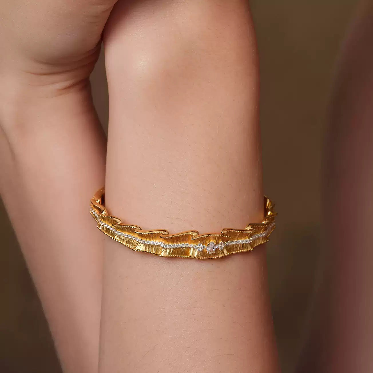 Imperial Ruffle Gold-Plated Silver Bangle with Pavé Detailing
