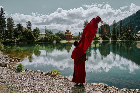 The Non-Binary Nature of Tibetan Jewelry