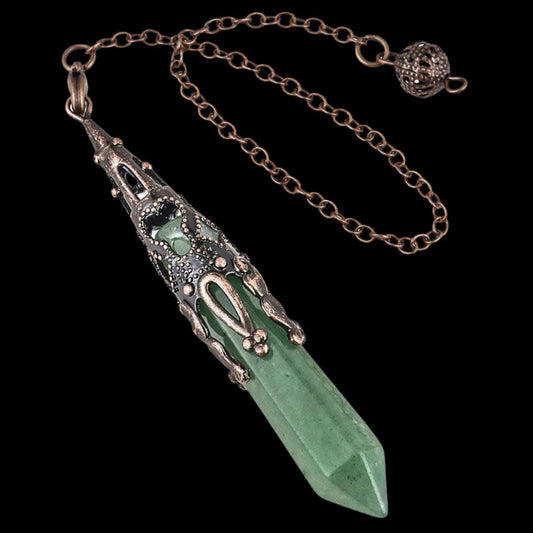 Tibetan Crystal Pendulum Necklace – A Spiritual Guide to Clarity and Healing