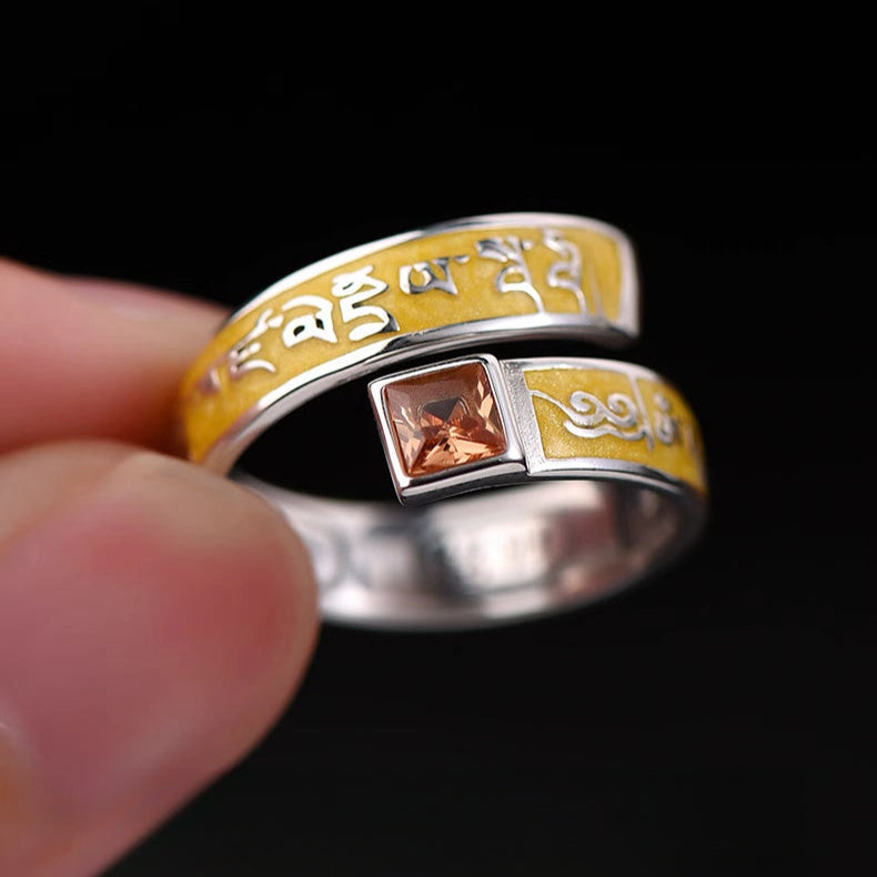 Six-Syllable Mantra Ring – Unisex Tibetan Yellow Wealth Deity Snake Ring with Prosperity Inscription