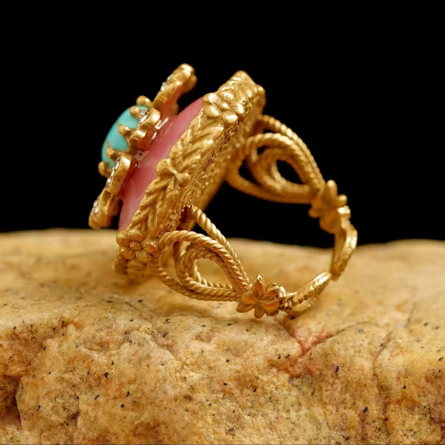 Tibetan Handcrafted Agate and Enamel Ring – Intricate Natural Stone and Traditional Enamel Work