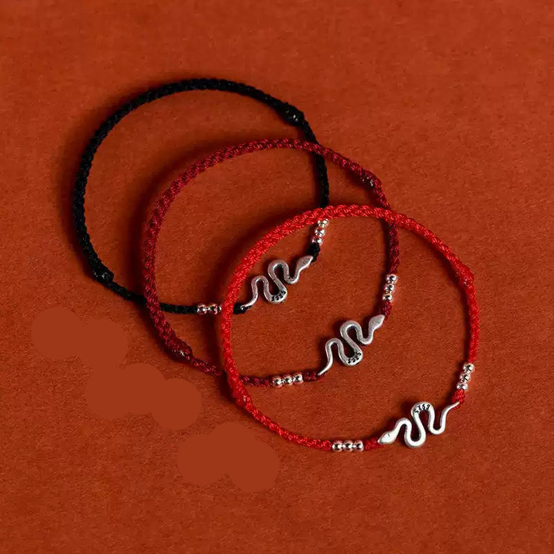 Lucky Snake Knot Bracelet – Handwoven 925 Silver Red & Black Threads