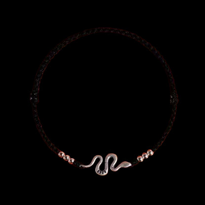 Lucky Snake Knot Bracelet – Handwoven 925 Silver Red & Black Threads